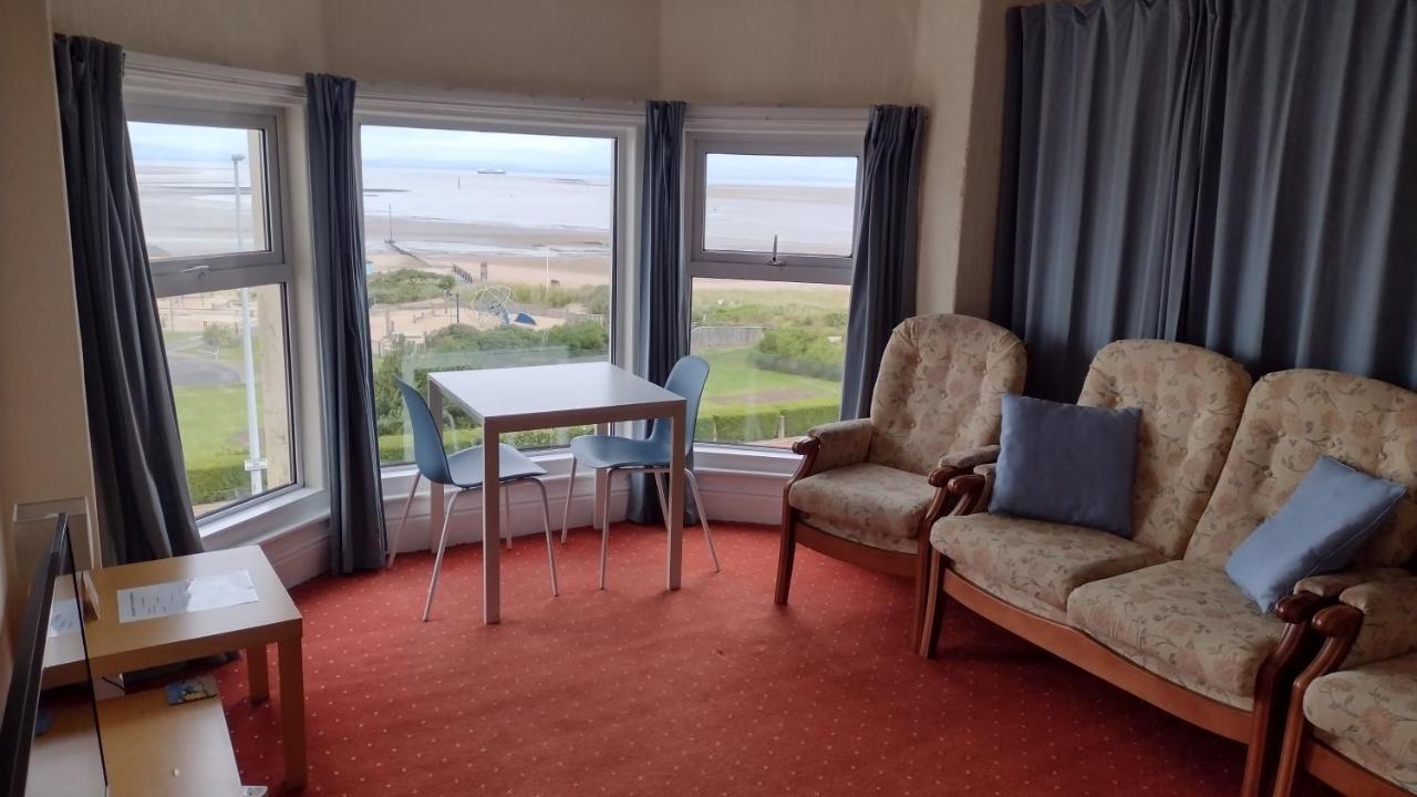 弗利特伍德The Kathrene Second Floor Sea View公寓 外观 照片